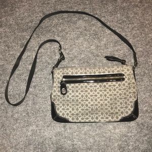 Super cute coach crossbody purse!